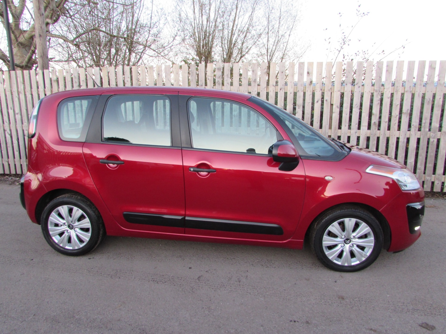 Used Citroen C3 Picasso 2013 for sale - 76641201: Photo 23