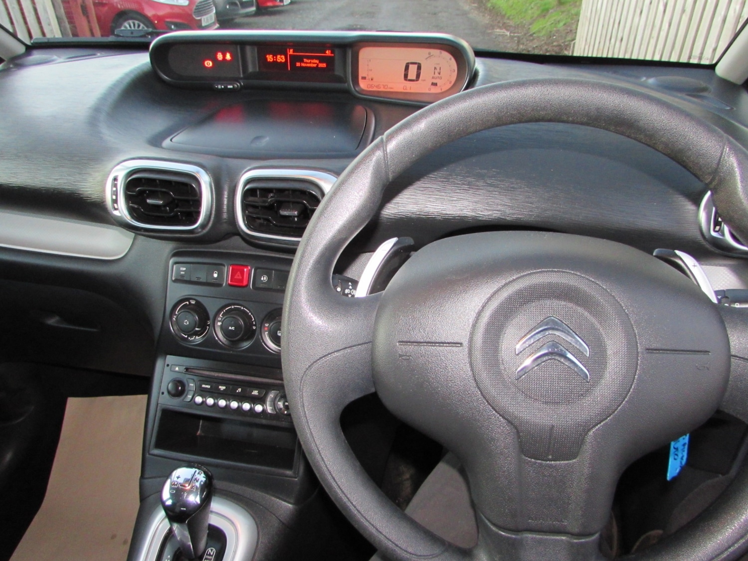 Used Citroen C3 Picasso 2013 for sale - 76641201: Photo 24