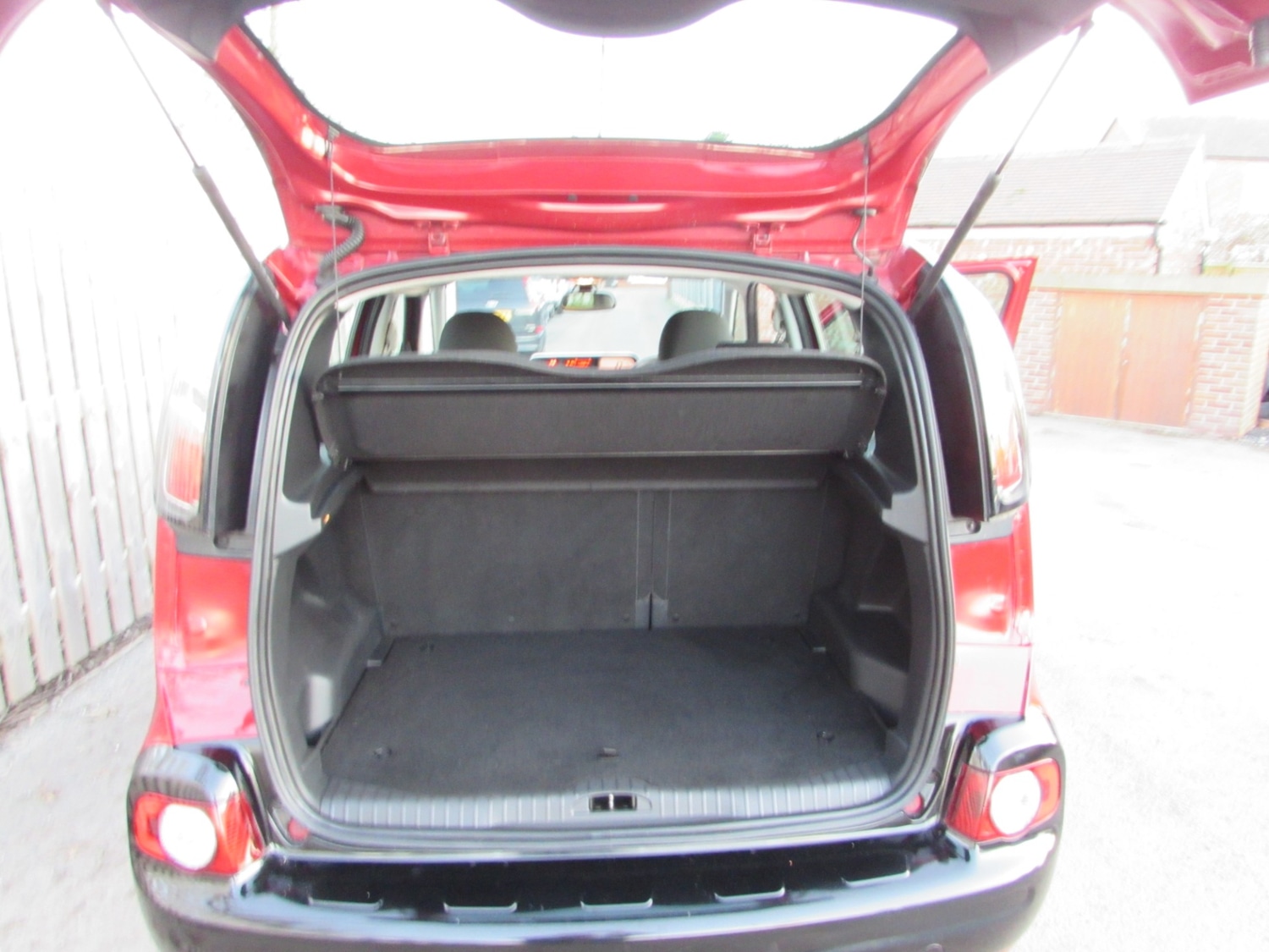 Used Citroen C3 Picasso 2013 for sale - 76641201: Photo 29