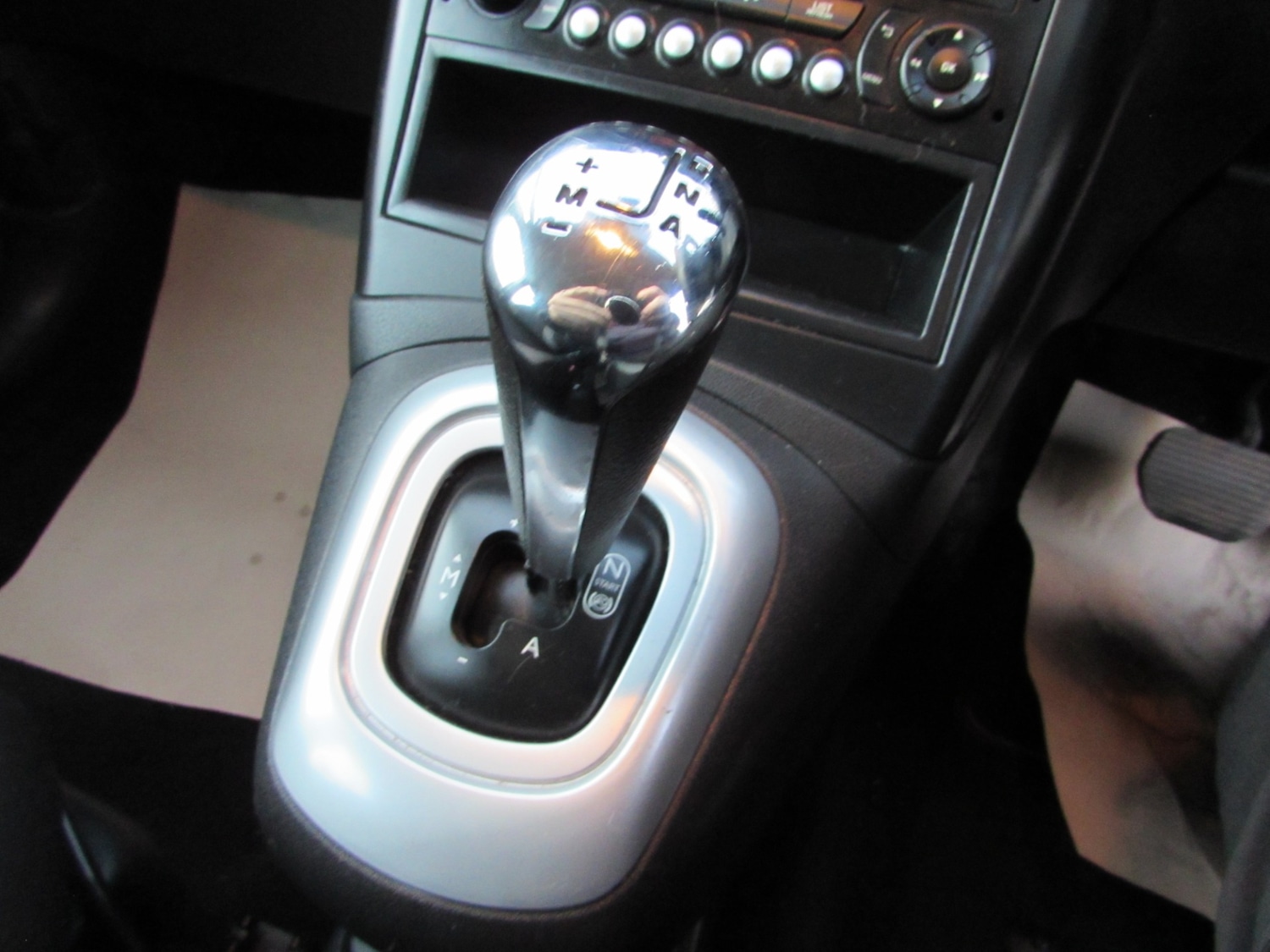 Used Citroen C3 Picasso 2013 for sale - 76641201: Photo 40