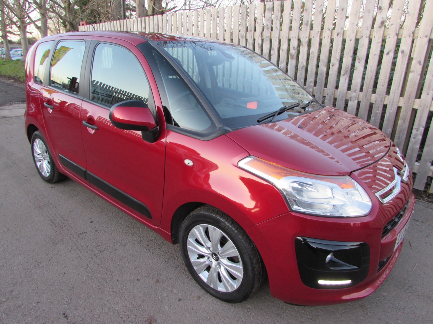 Used Citroen C3 Picasso 2013 for sale - 76641201: Photo 5