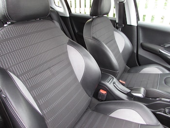 Used Peugeot 2008 2016 for sale - 78594098: Photo