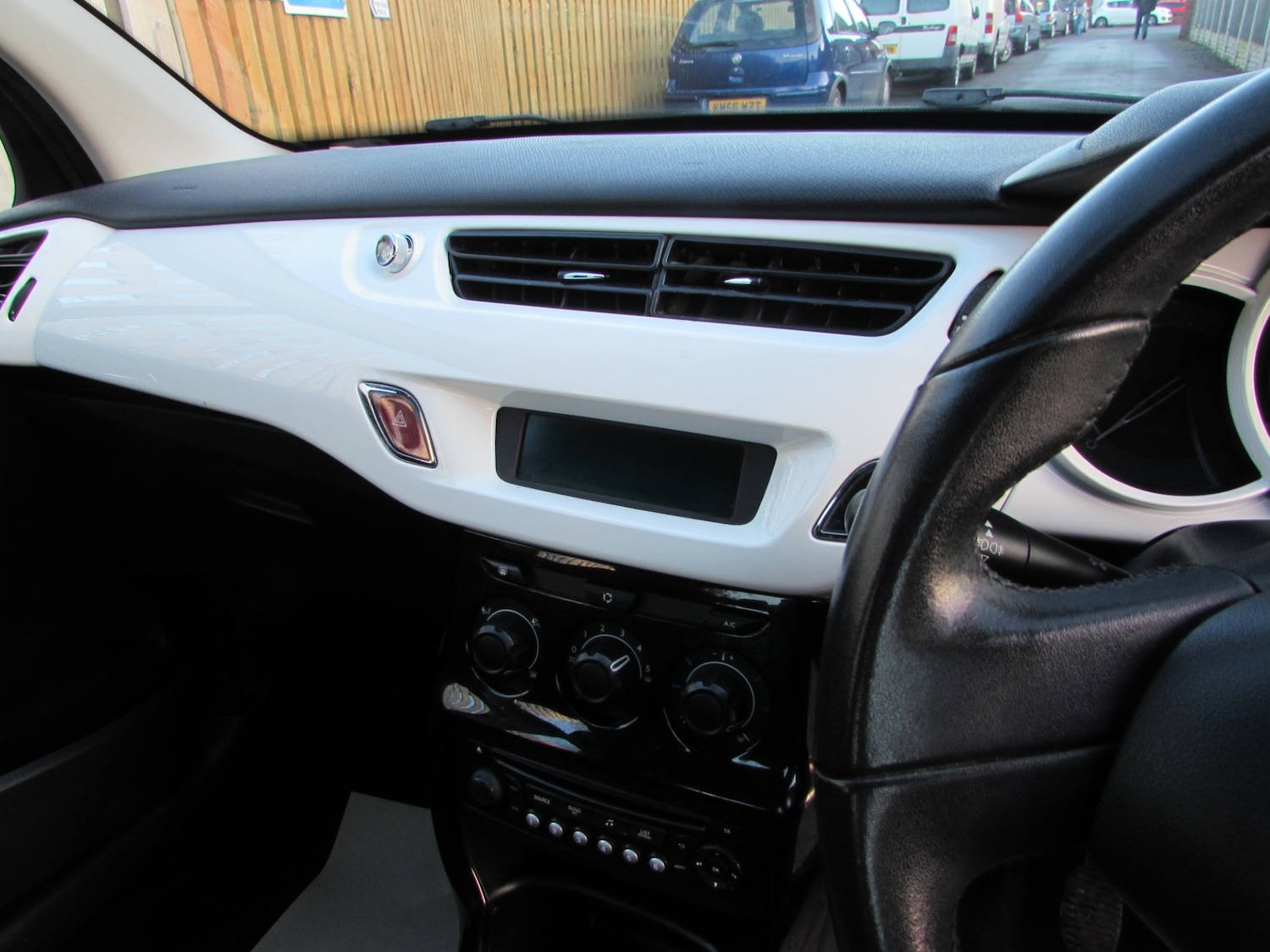 Used Citroen C3 2013 for sale - 77774609: Photo 7