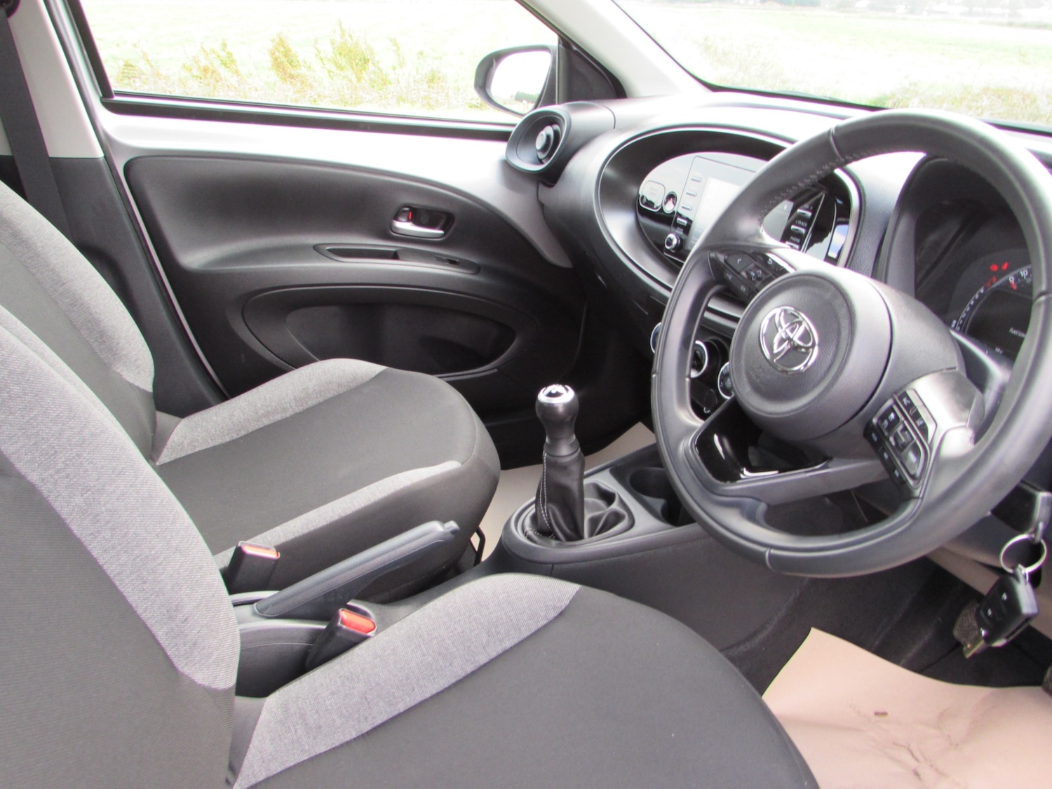Used Toyota Aygo X 2023 for sale - 76145795: Photo 34