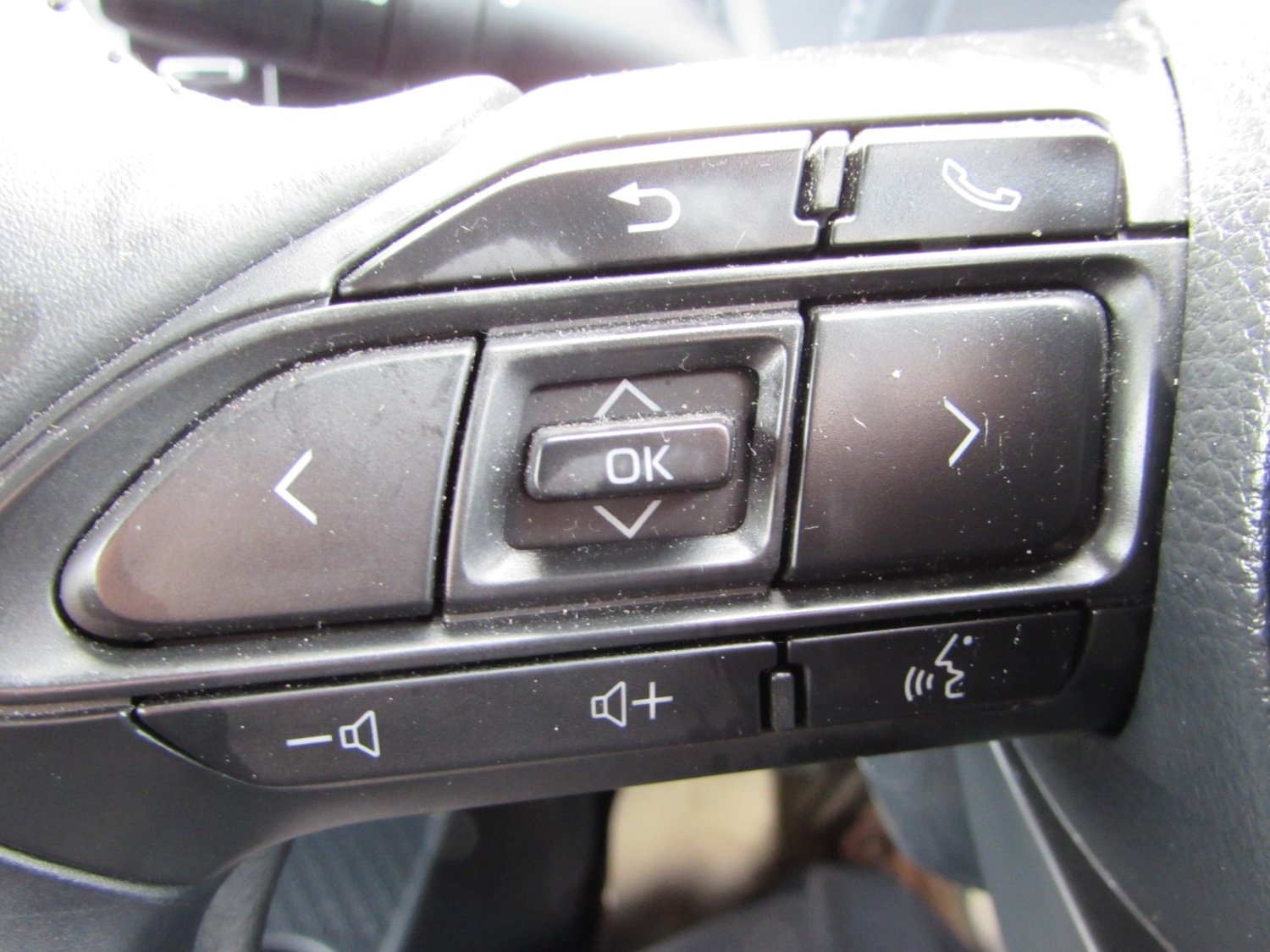 Used Toyota Aygo X 2023 for sale - 76145795: Photo 42