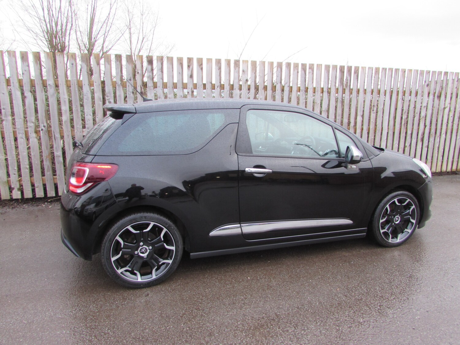 Used Citroen DS3 2014 for sale - 77418511: Photo 19