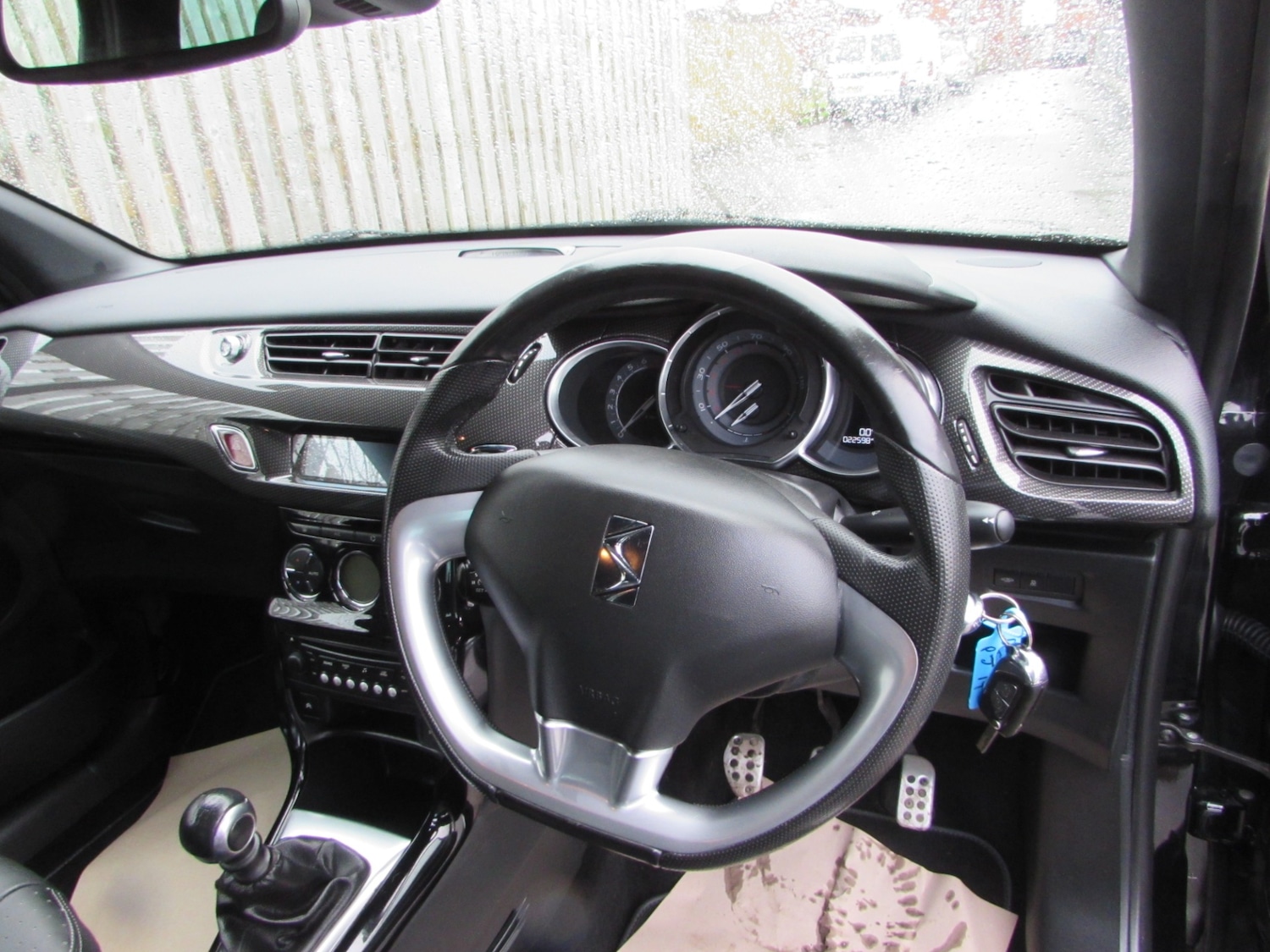 Used Citroen DS3 2014 for sale - 77418511: Photo 24