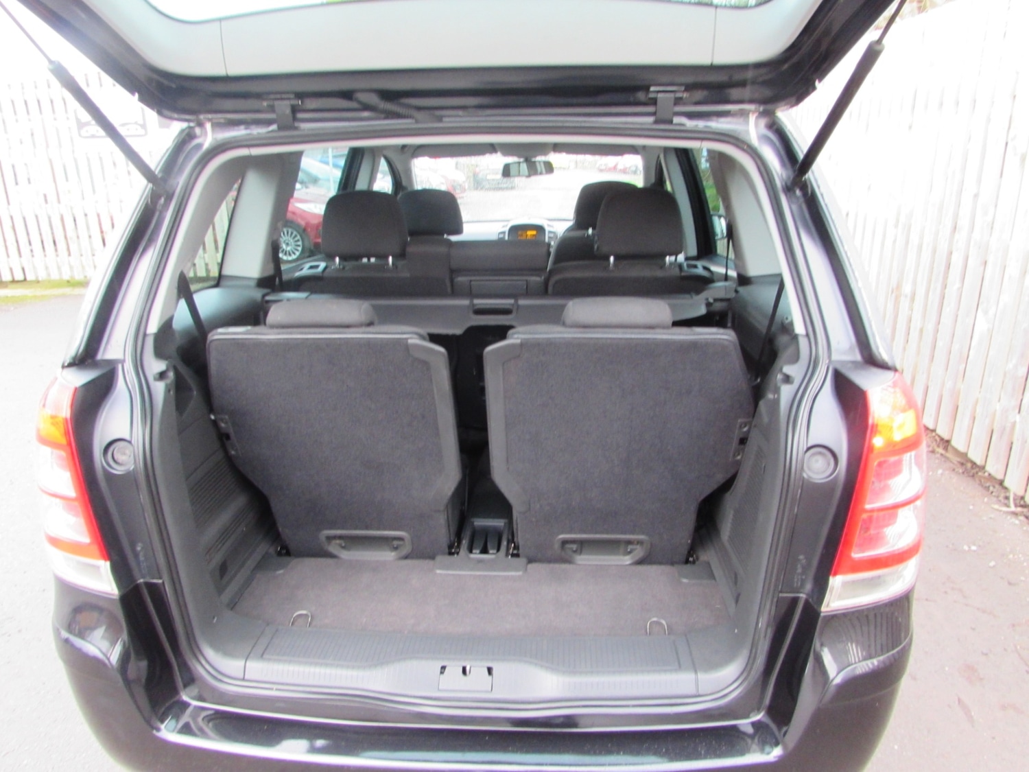 Used Vauxhall Zafira 2013 for sale - 76738005: Photo 20