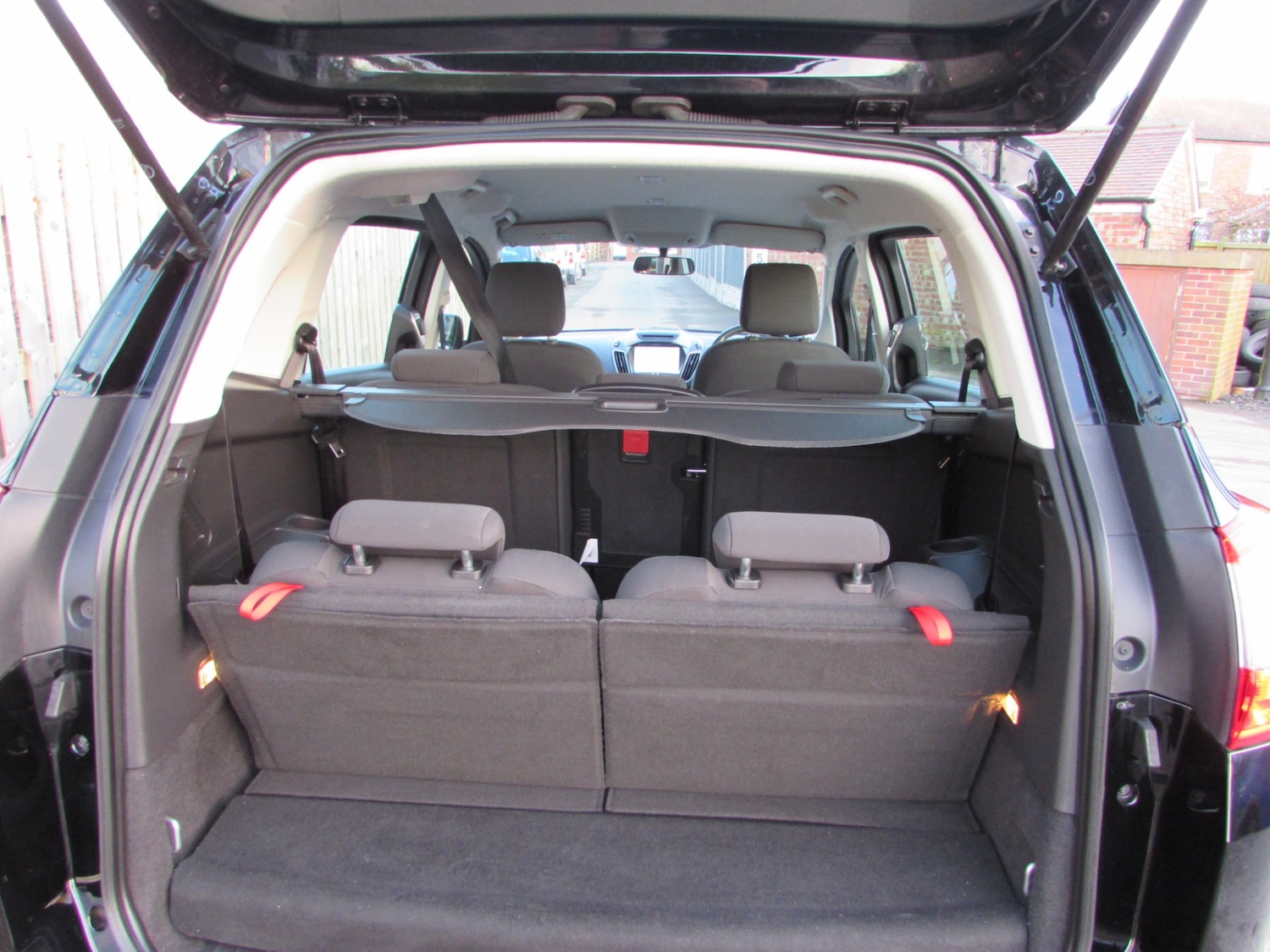 Used Ford Grand C-Max 2017 for sale - 77781172: Photo 12