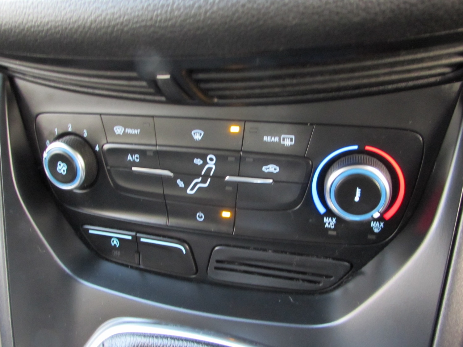 Used Ford Grand C-Max 2017 for sale - 77781172: Photo 22