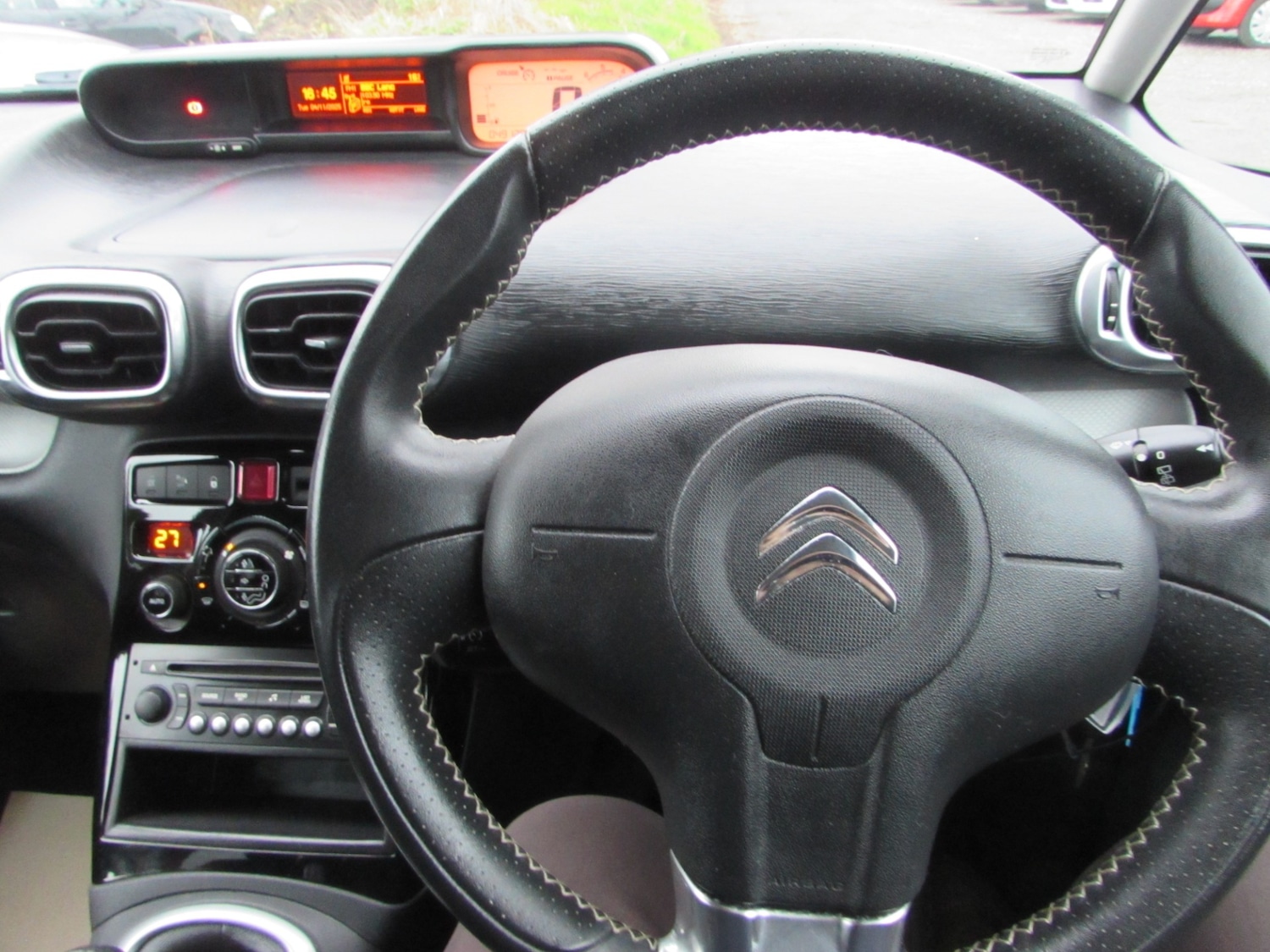 Used Citroen C3 Picasso 2013 for sale - 76466592: Photo 25