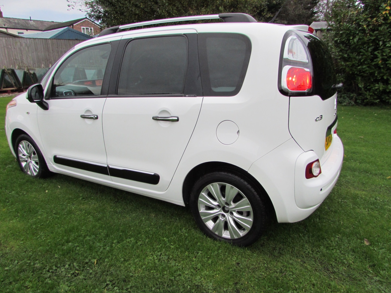 Used Citroen C3 Picasso 2013 for sale - 76466592: Photo 39