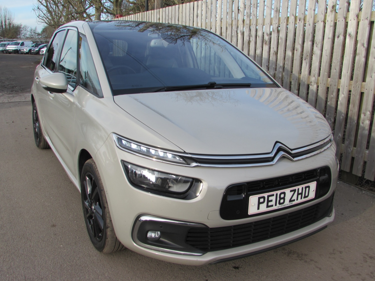 Used Citroen C4 Picasso 2018 for sale - 77180335: Photo 11