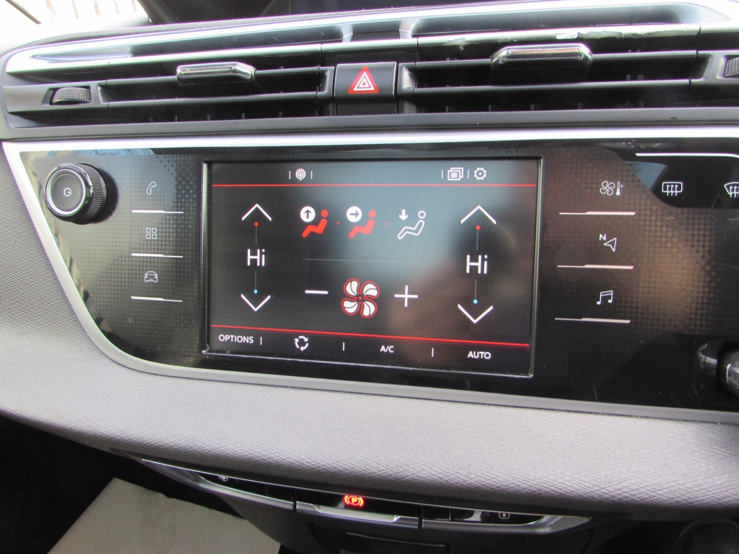 Used Citroen C4 Picasso 2018 for sale - 77180335: Photo 32