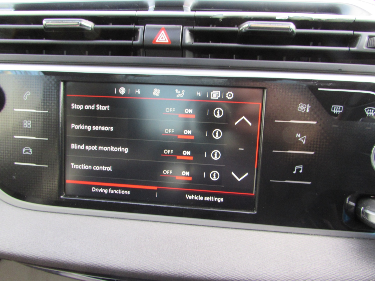 Used Citroen C4 Picasso 2018 for sale - 77180335: Photo 35