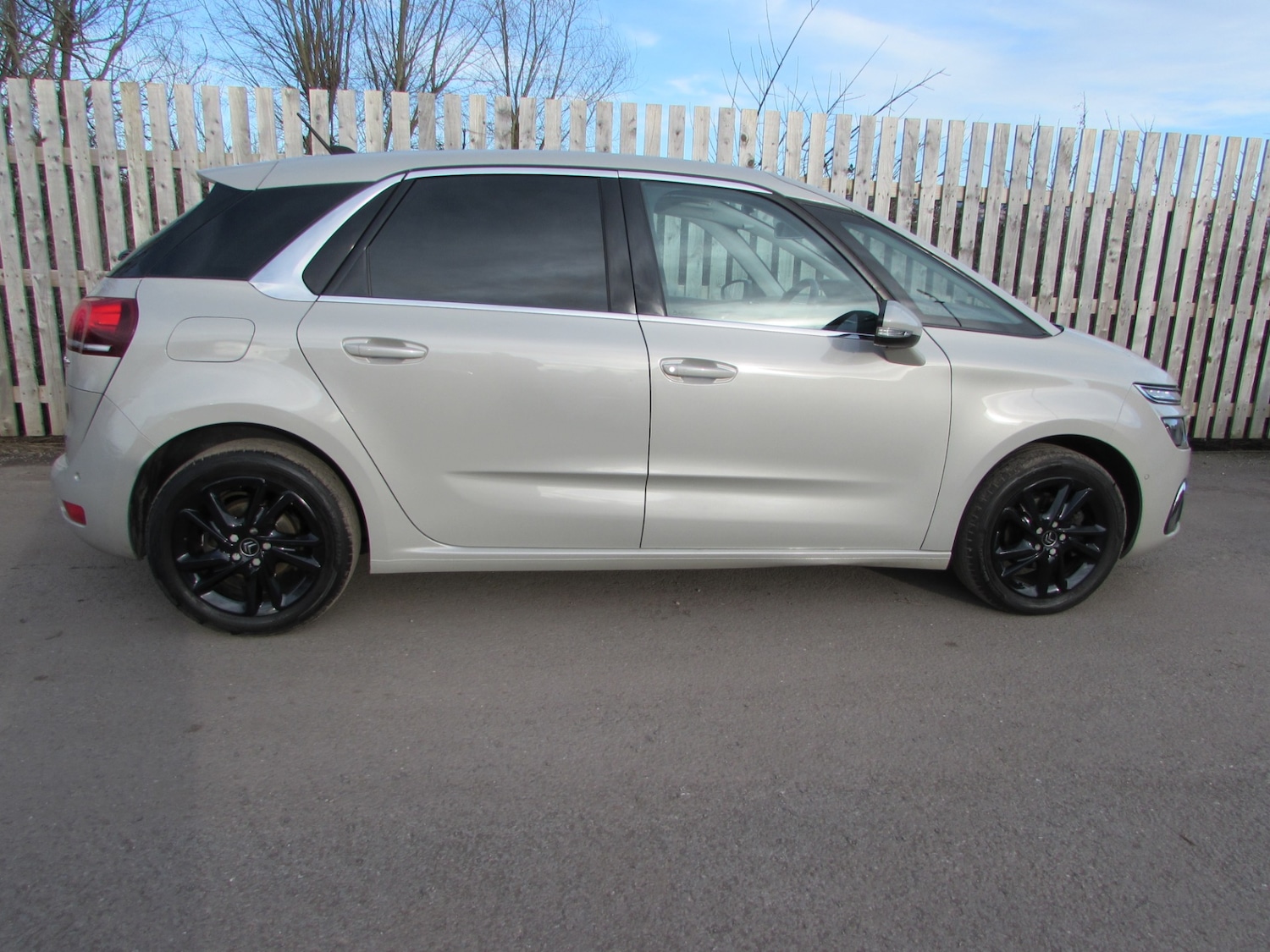 Used Citroen C4 Picasso 2018 for sale - 77180335: Photo 6