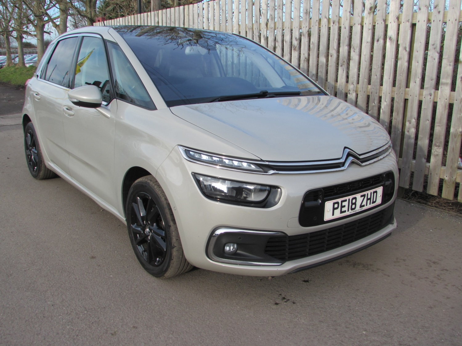 Used Citroen C4 Picasso 2018 for sale - 77180335: Photo 8