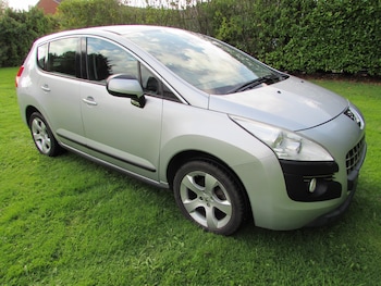 Used Peugeot 3008 2012 for sale - 75760410: Photo