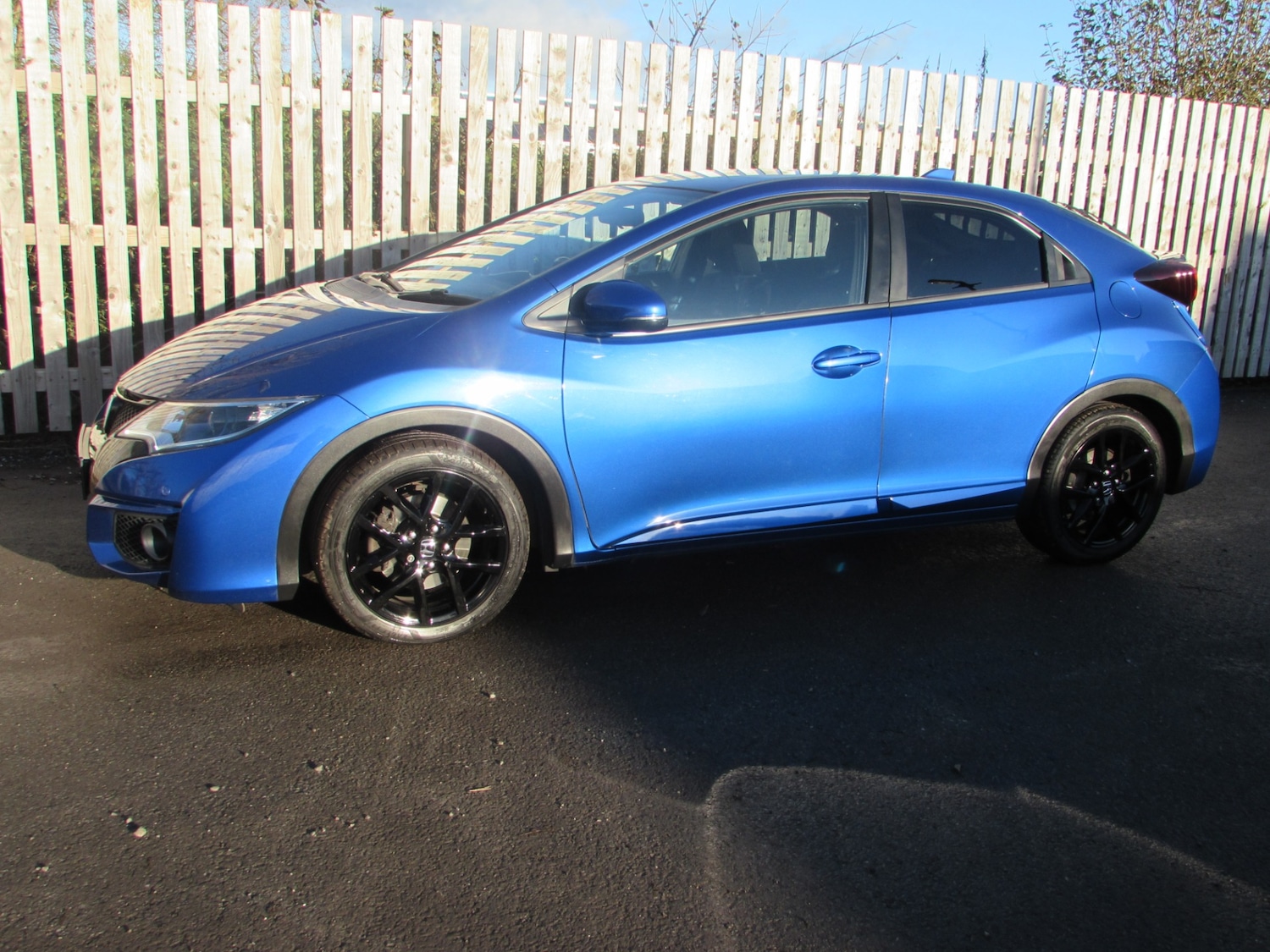 Used Honda Civic 2015 for sale - 76682484: Photo 2