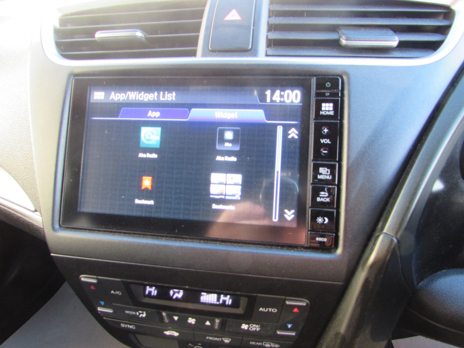 Used Honda Civic 2015 for sale - 76682484: Photo 40