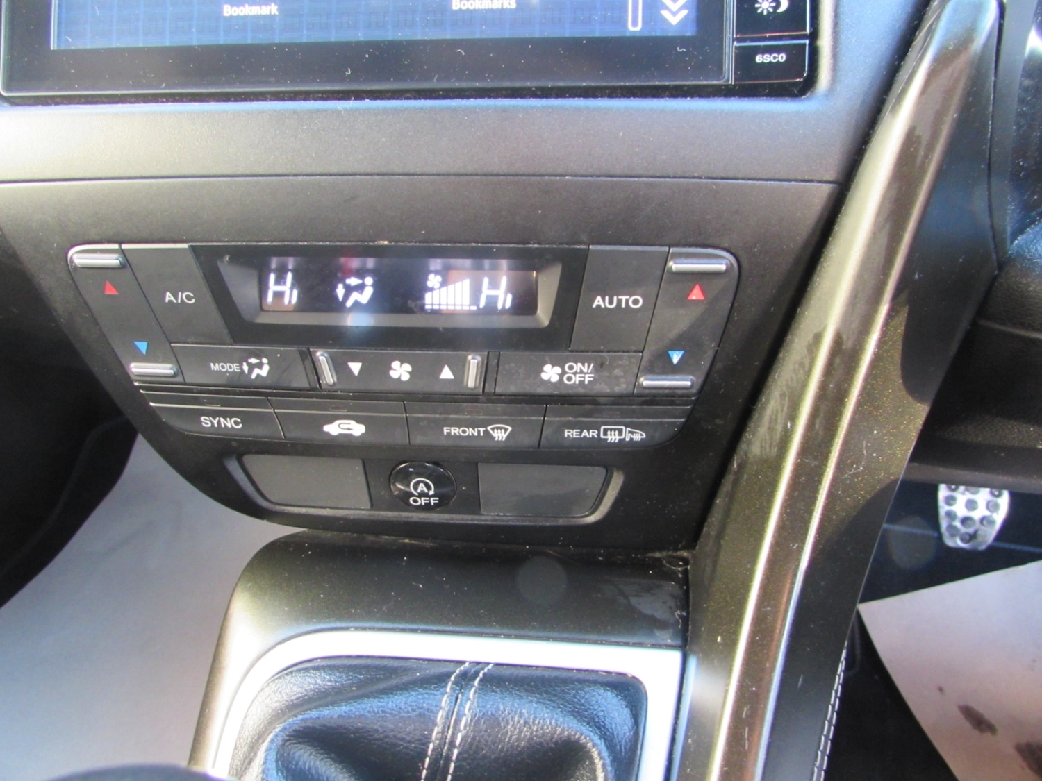 Used Honda Civic 2015 for sale - 76682484: Photo 41