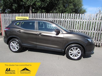 Used Nissan Qashqai 2014 for sale - 79456336: Photo