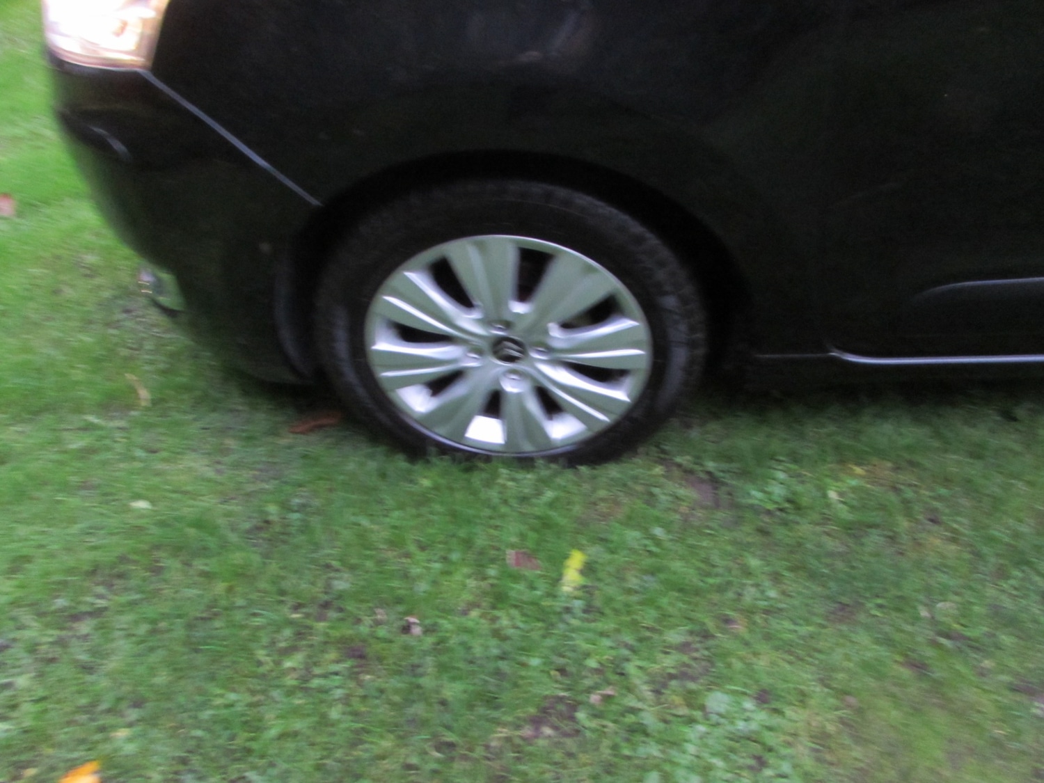 Used Citroen C3 Picasso 2011 for sale - 76494150: Photo 24