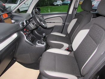 Used Citroen C3 Picasso 2011 for sale - 76494150: Photo