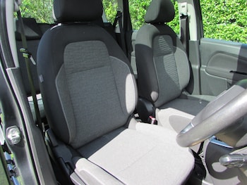 Used Citroen C3 Picasso 2016 for sale - 75724106: Photo