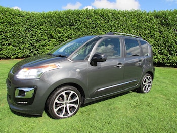 Used Citroen C3 Picasso 2016 for sale - 75724106: Photo