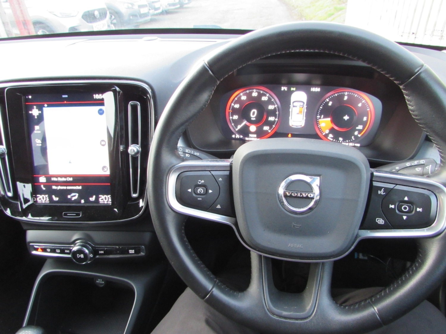 Used Volvo XC40 2019 for sale - 77581969: Photo 3