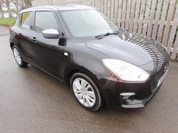 Used Suzuki Swift 2018 for sale - 76640040: Photo