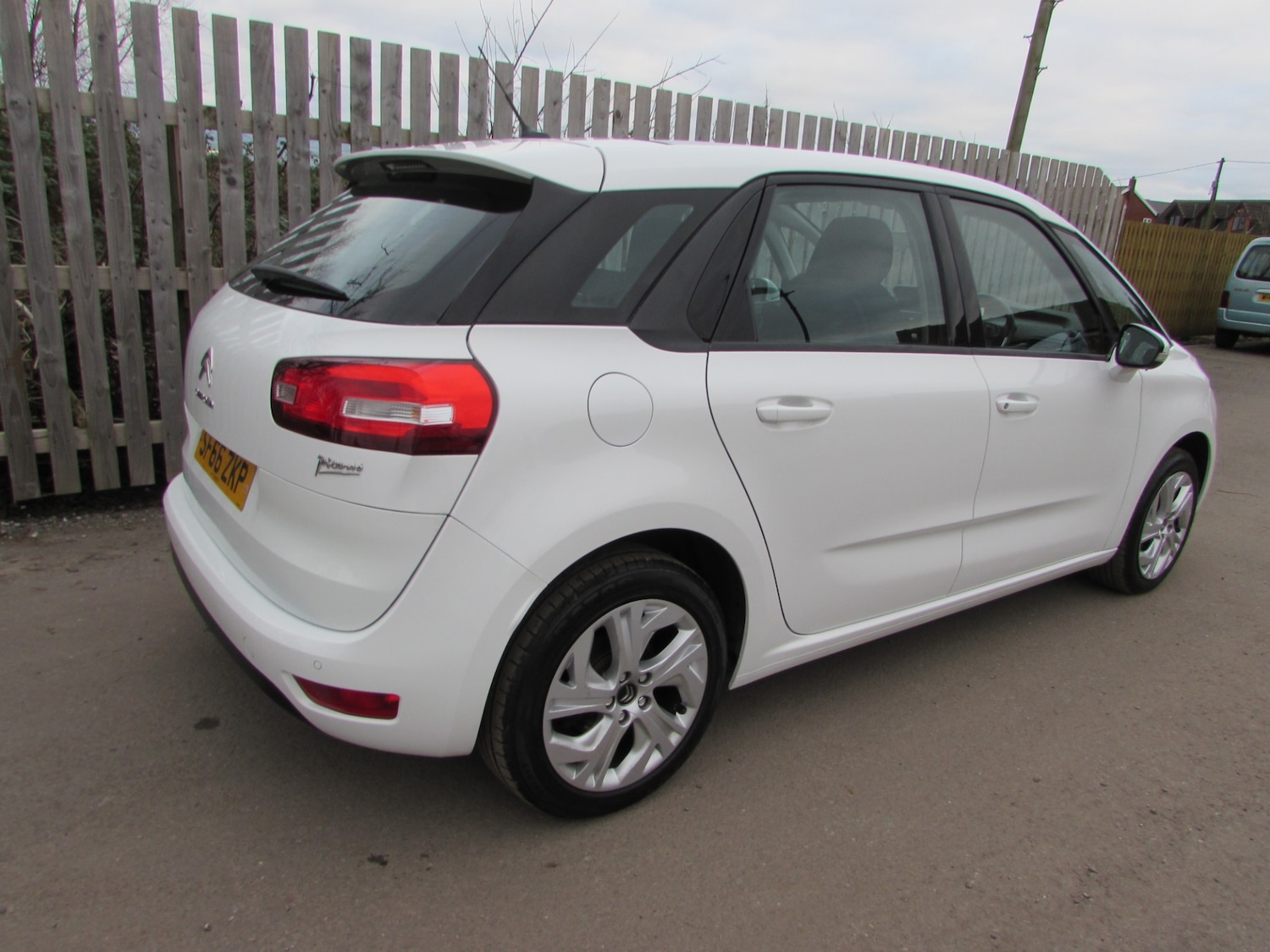 Used Citroen C4 Picasso 2016 for sale - 77069132: Photo 21