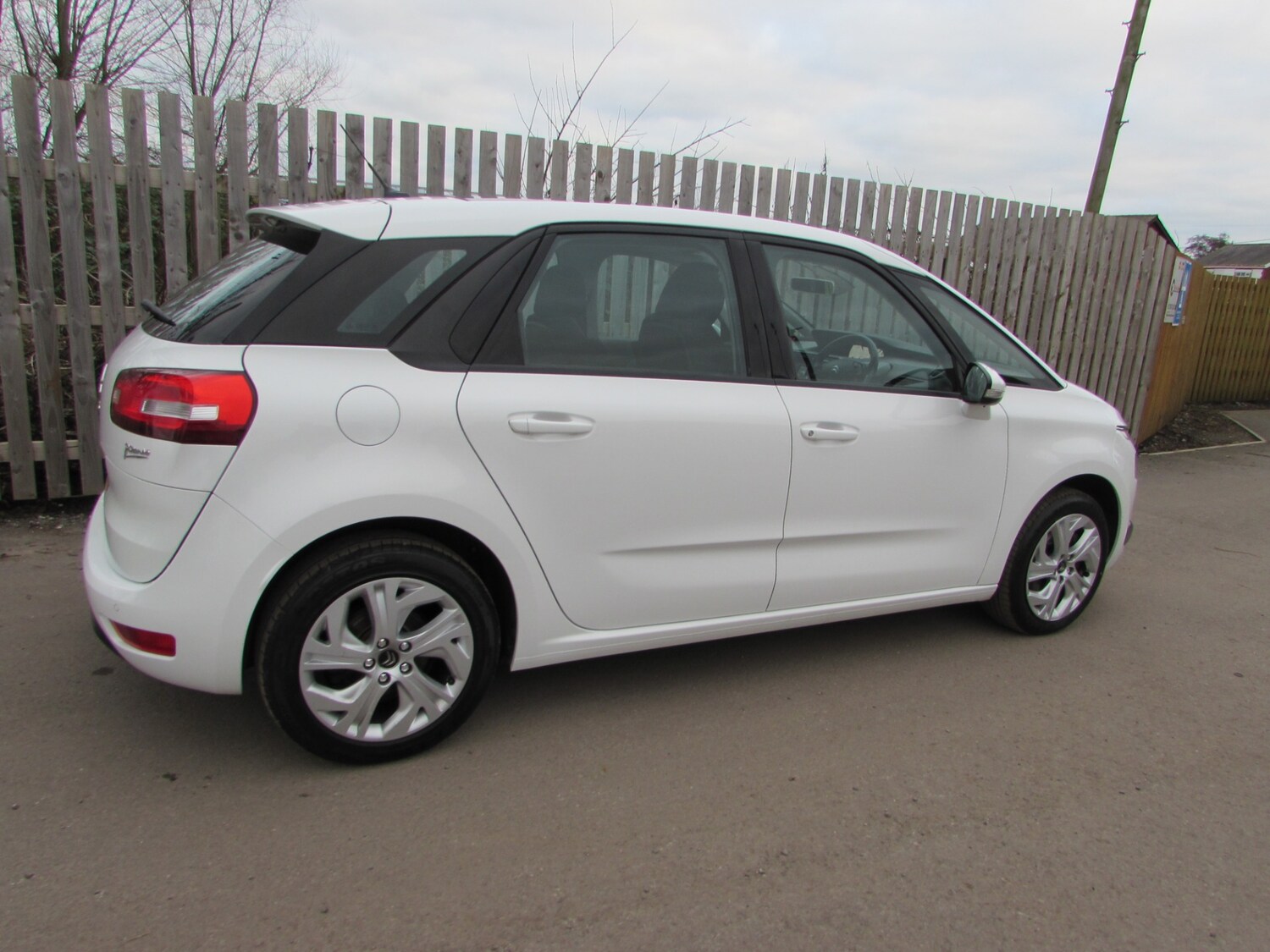 Used Citroen C4 Picasso 2016 for sale - 77069132: Photo 40