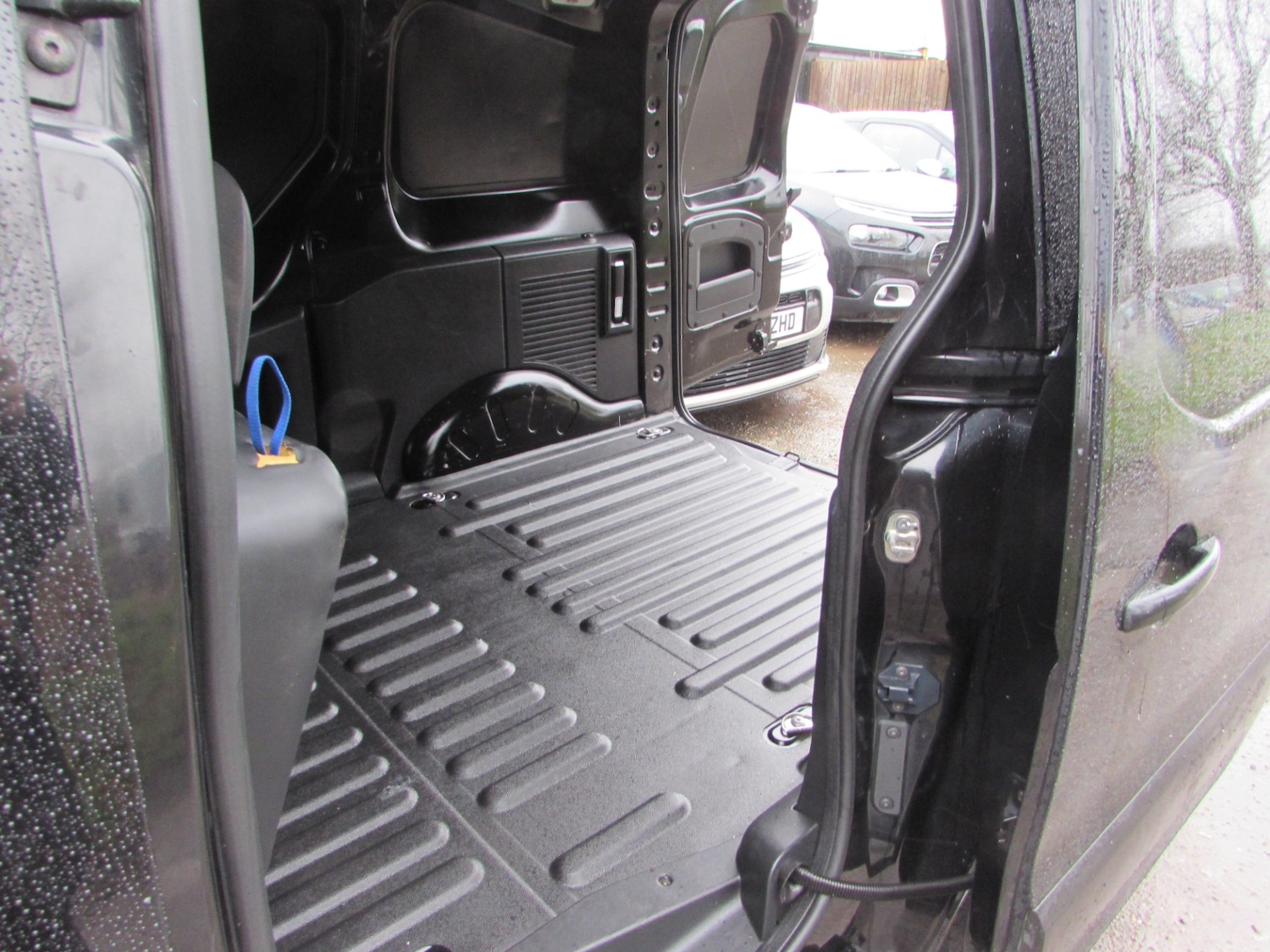 Used Citroen Berlingo 2010 for sale - 77447653: Photo 12