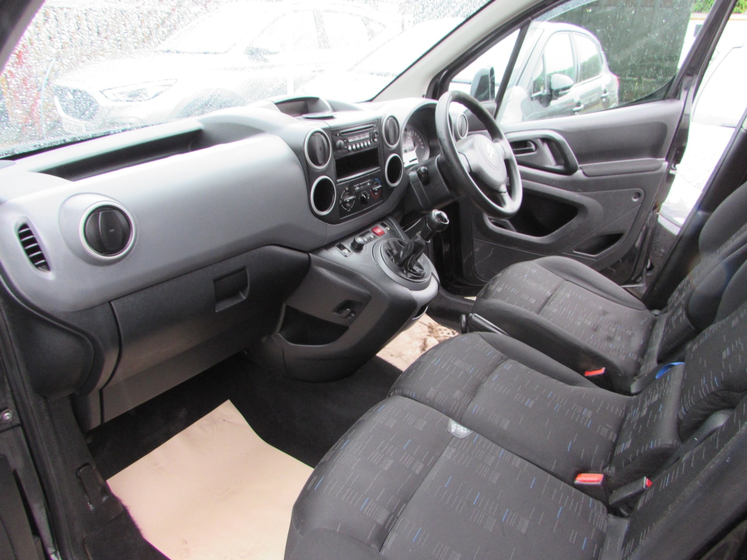 Used Citroen Berlingo 2010 for sale - 77447653: Photo 16