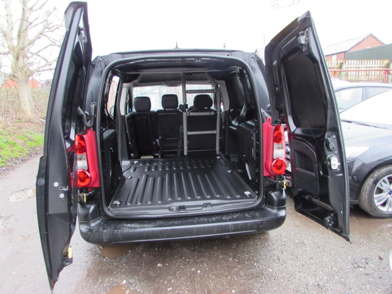 Used Citroen Berlingo 2010 for sale - 77447653: Photo 20