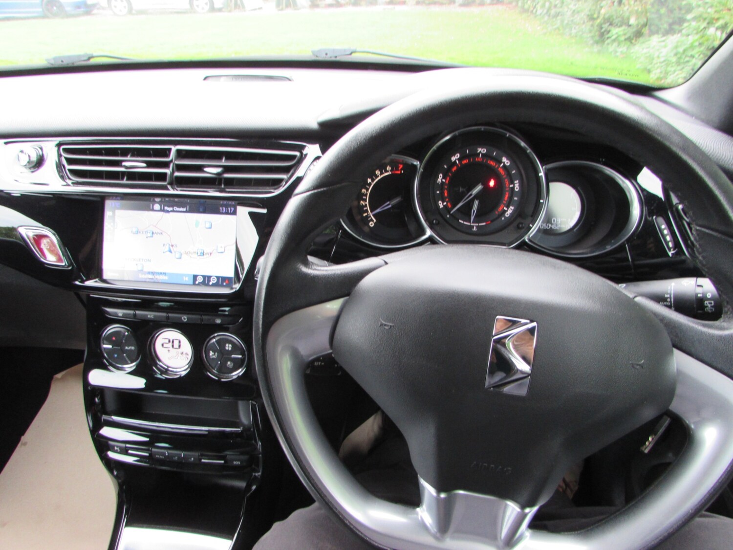 Used DS Automobiles DS 3 2015 for sale - 76300569: Photo 41