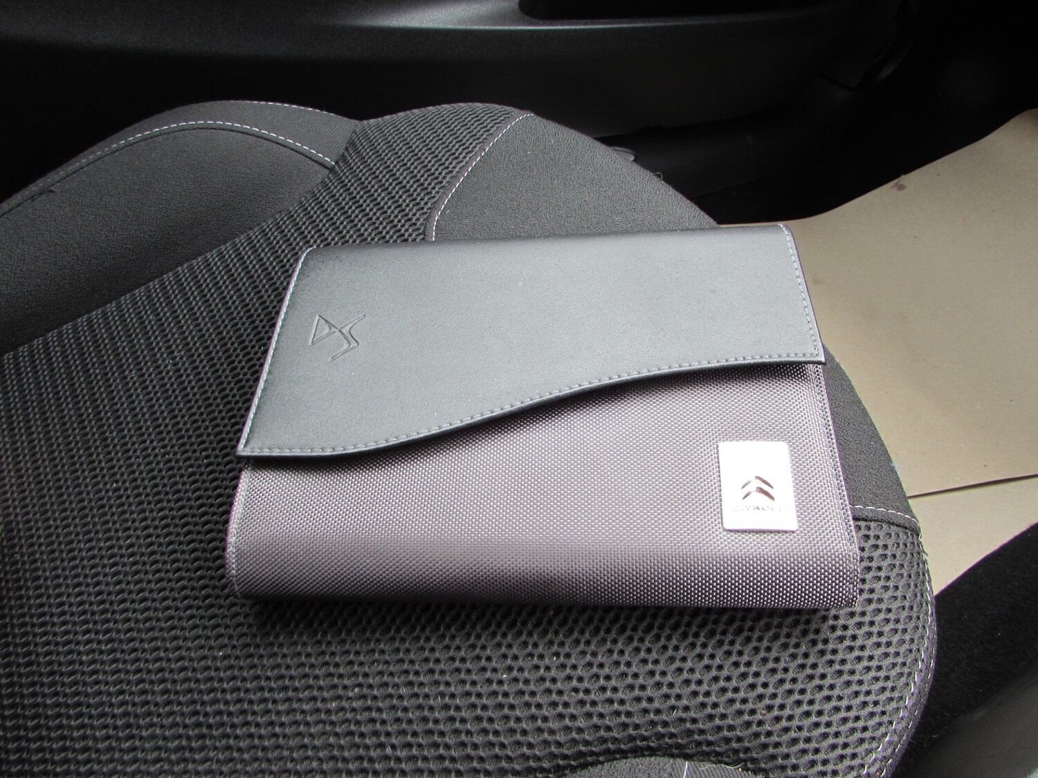 Used DS Automobiles DS 3 2015 for sale - 76300569: Photo 45