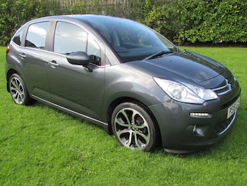 2015 (15) - 1.2 PureTech Selection 5dr