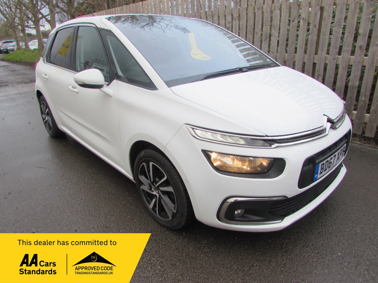 Used Citroen C4 Picasso 2017 for sale - 76738356: Photo 1