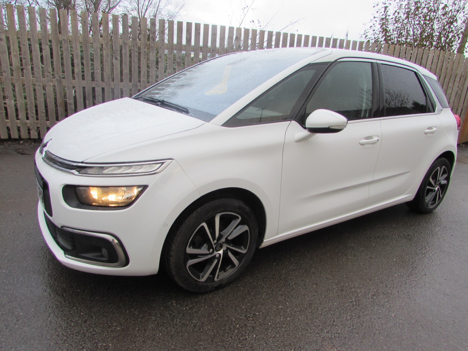 Used Citroen C4 Picasso 2017 for sale - 76738356: Photo 26