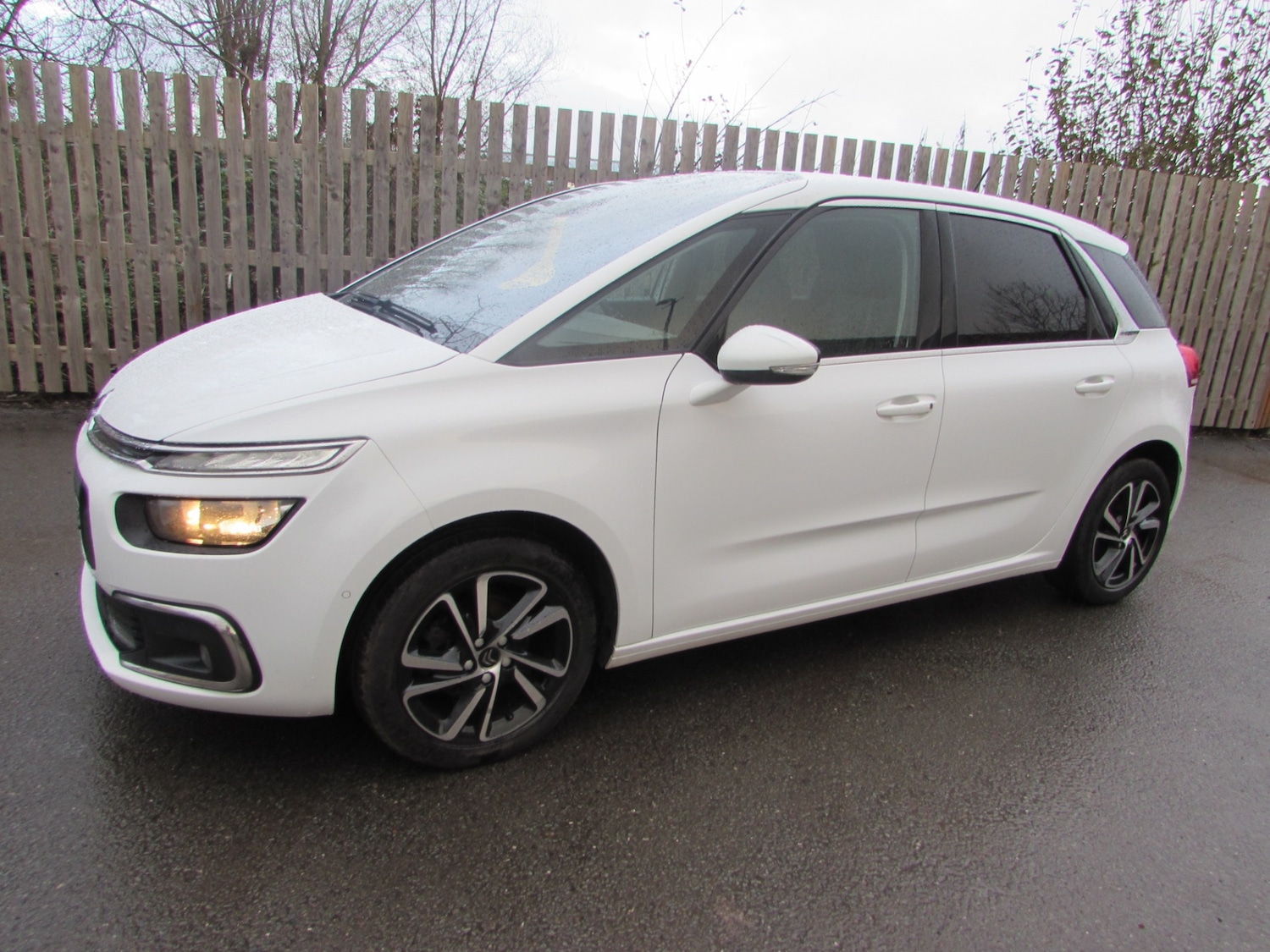 Used Citroen C4 Picasso 2017 for sale - 76738356: Photo 28