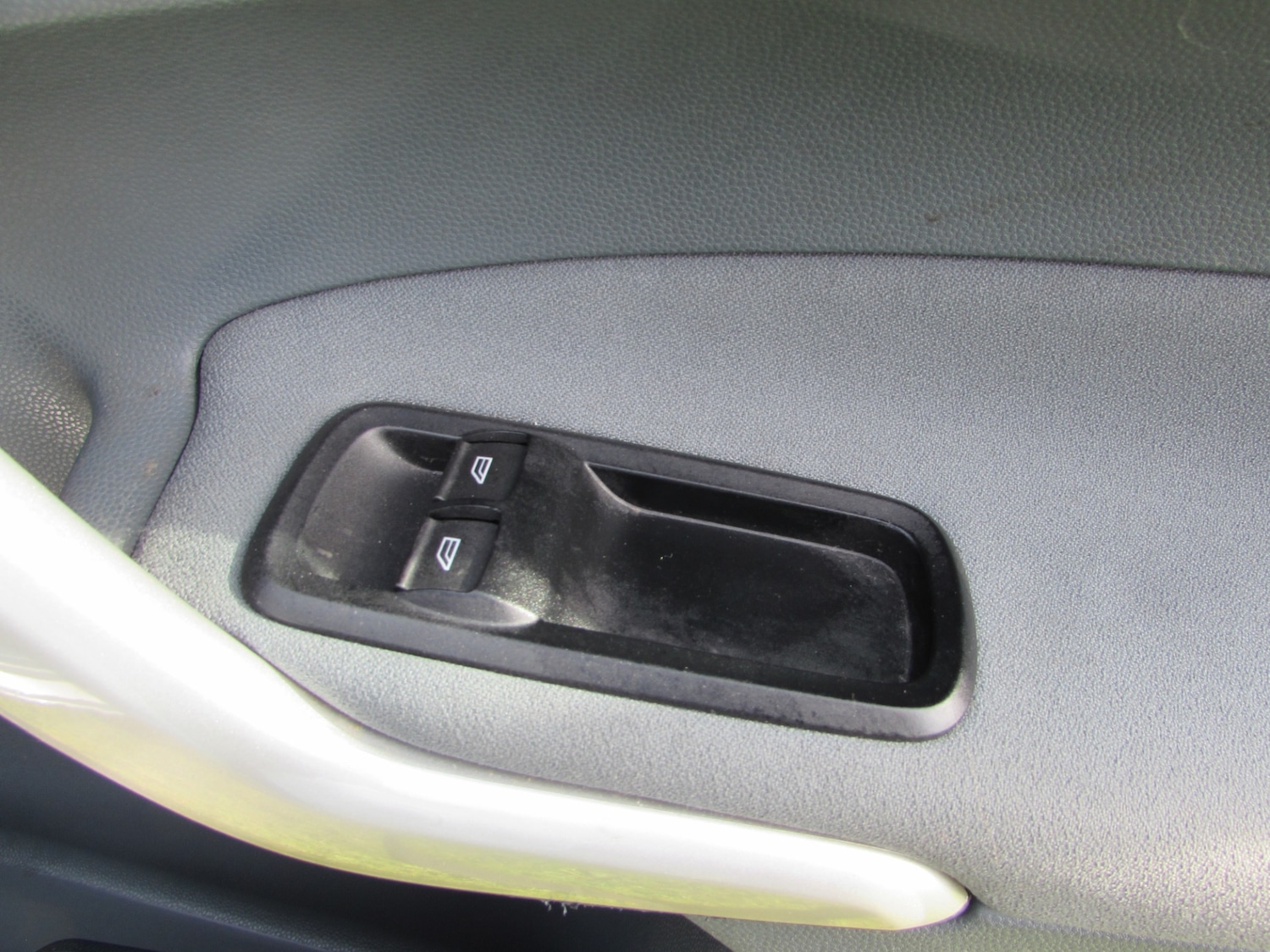 Used Ford Fiesta 2010 for sale - 77961921: Photo 14