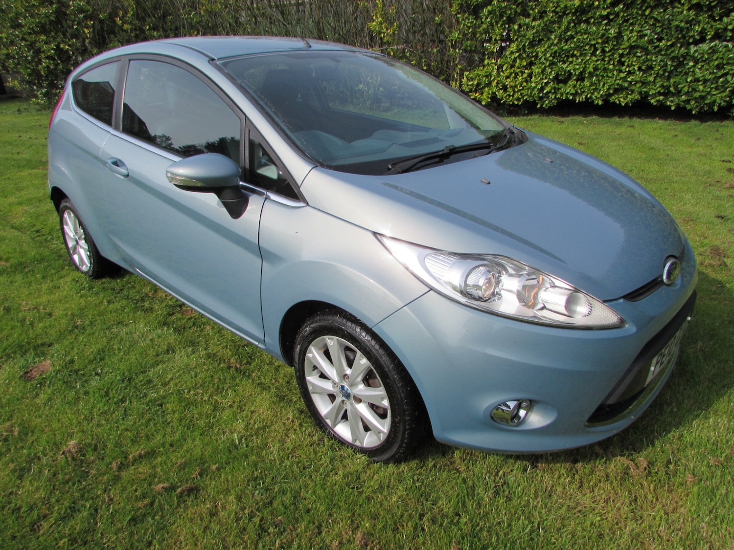 Used Ford Fiesta 2010 for sale - 77961921: Photo 15