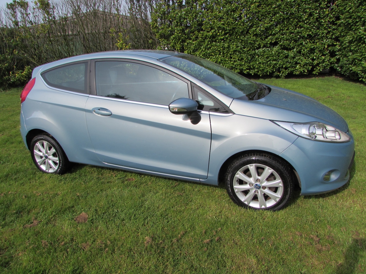 Used Ford Fiesta 2010 for sale - 77961921: Photo 8