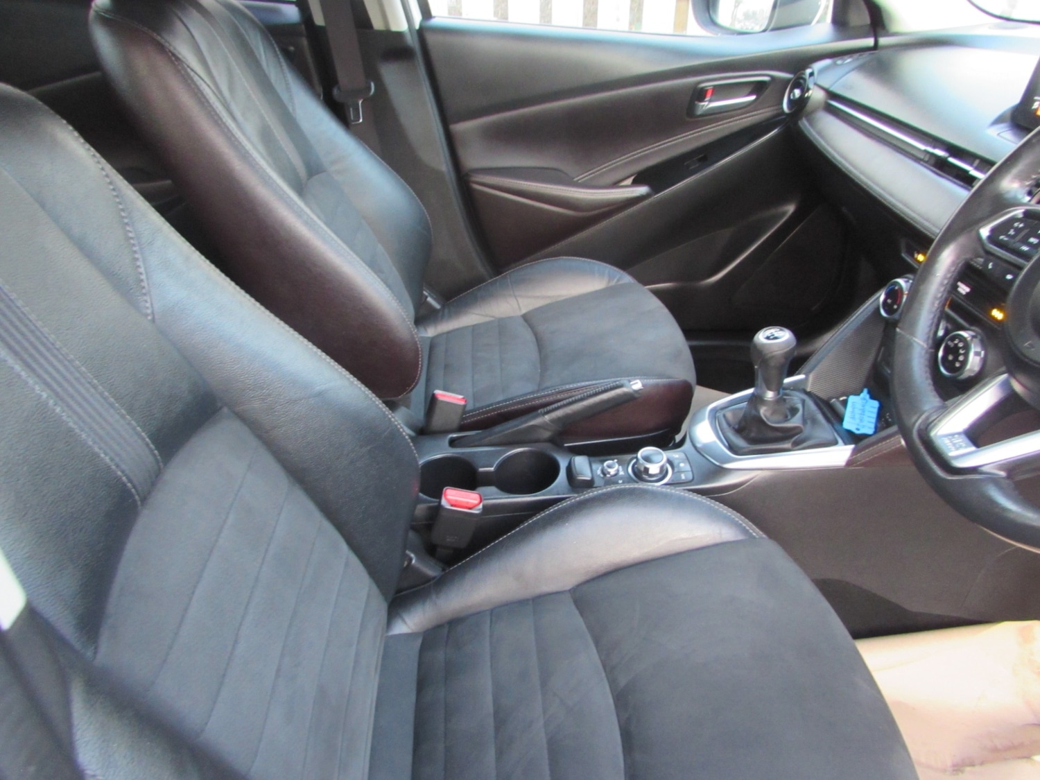 Used Mazda Mazda2 2017 for sale - 77025317: Photo 13