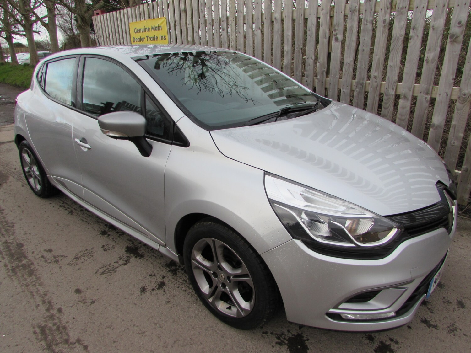 Used Renault Clio 2017 for sale - 77873708: Photo 17