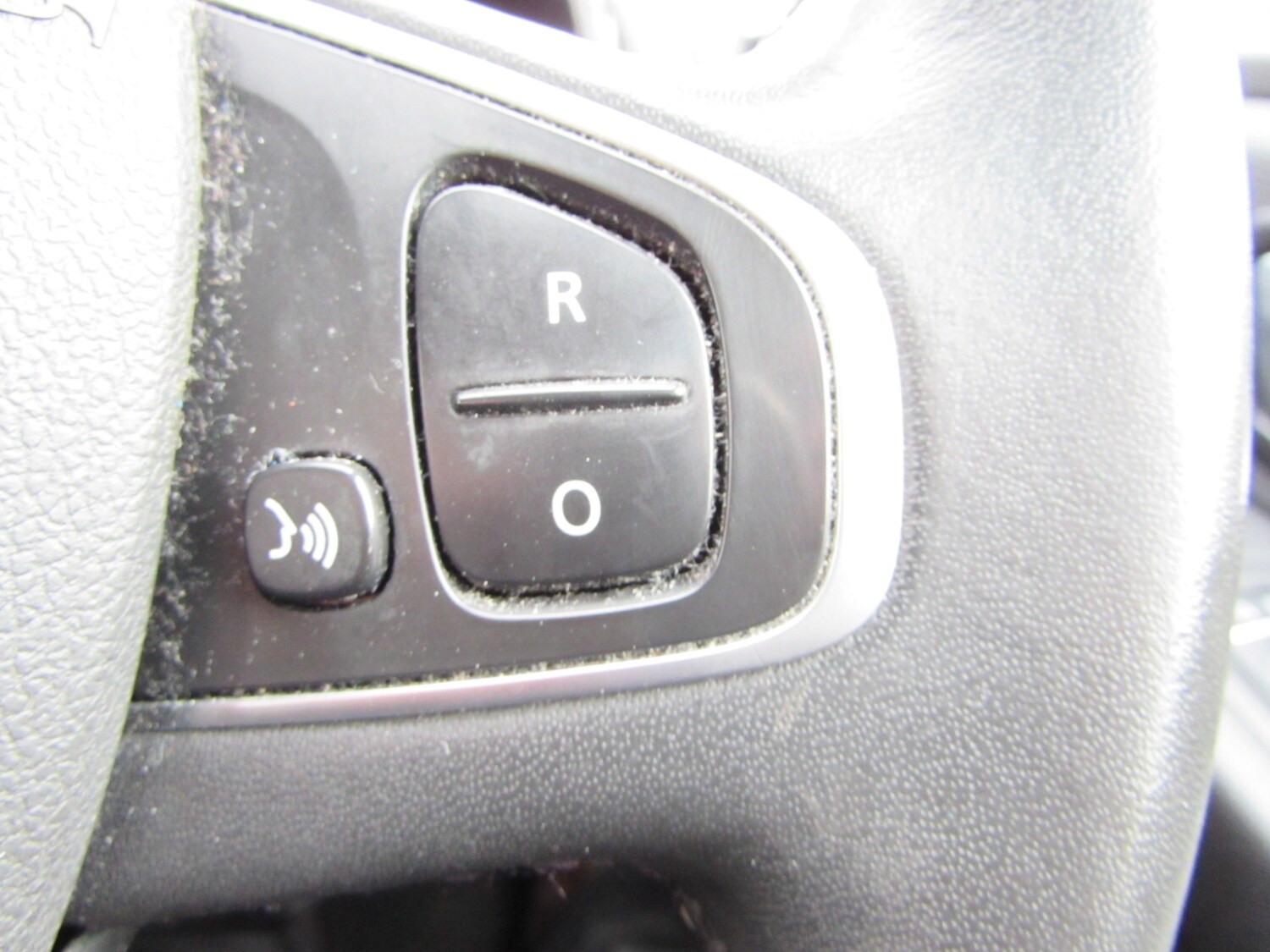 Used Renault Clio 2017 for sale - 77873708: Photo 25