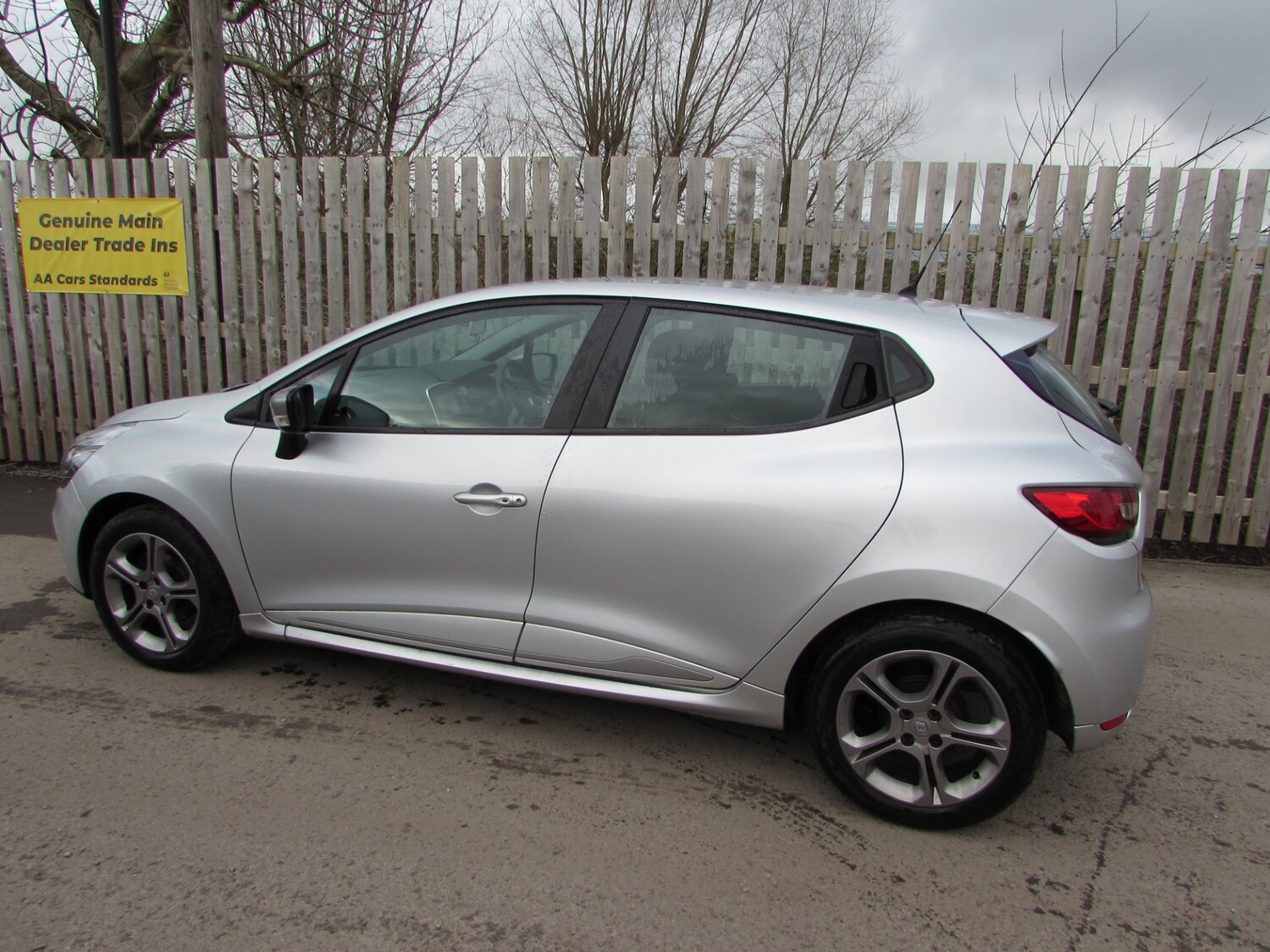 Used Renault Clio 2017 for sale - 77873708: Photo 26